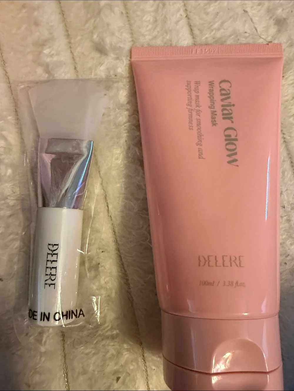 Delere Caviar Glow Collagen Wrapping Mask